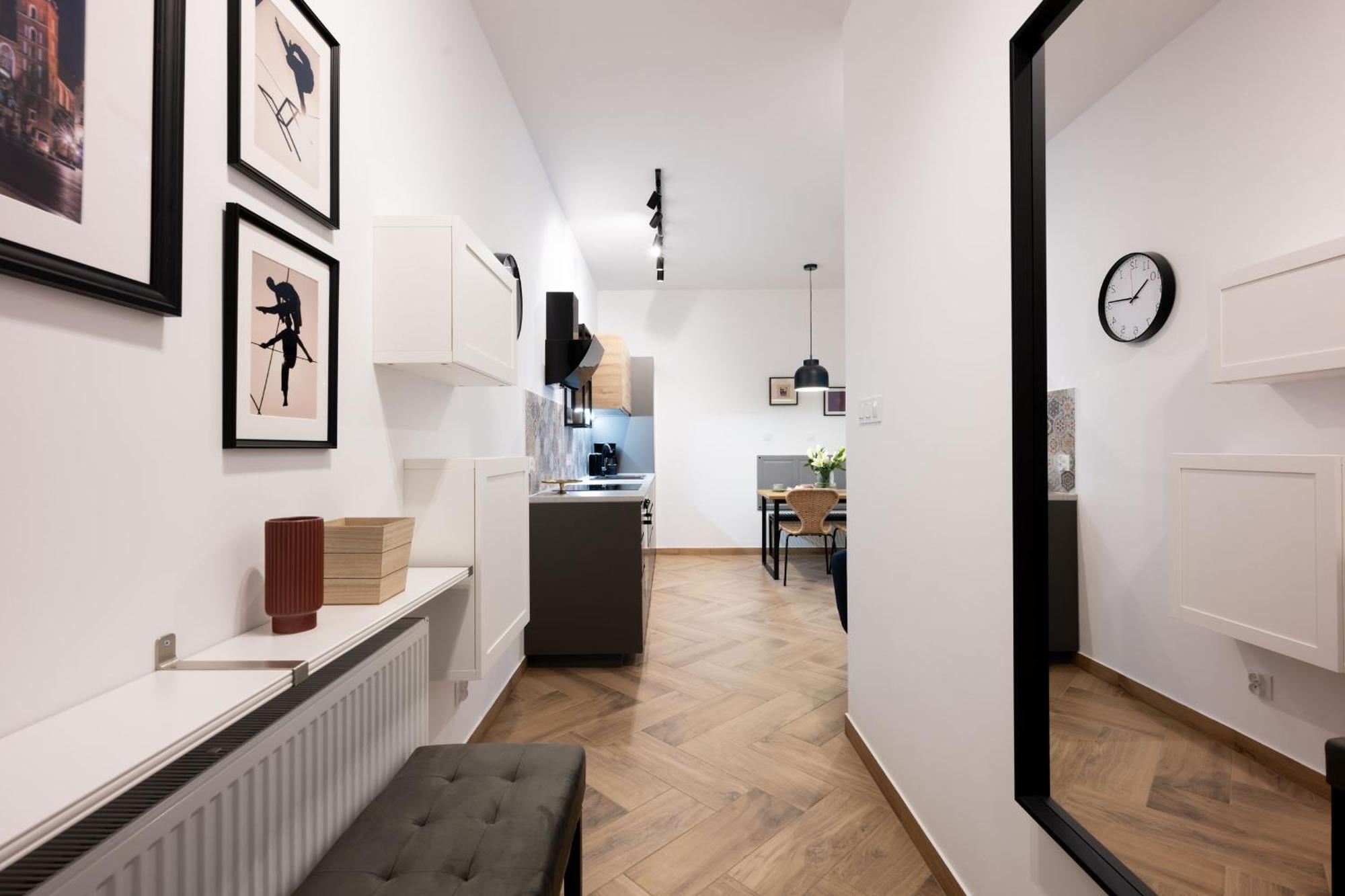 Native Apartments Pulaskiego 6 Krasków Εξωτερικό φωτογραφία